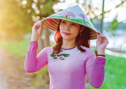 Tuổi trẻ An Giang hưởng ứng “Tuần lễ áo dài”