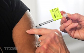 Chiến dịch tiêm chủng vắcxin - 'Cuộc đua' với virus SARS-CoV-2