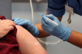 Anh thay đổi chiến lược tiêm chủng vaccine, ưu tiên theo độ tuổi