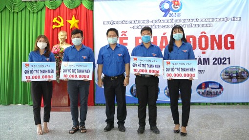 Tuổi trẻ Châu Phú hưởng ứng Tháng Thanh niên năm 2021