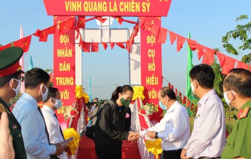 Long An: Nữ kiện tướng quốc gia Pencak Silat với ước mơ trở thành người lính