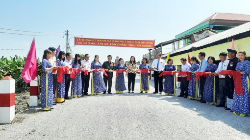 Tân Châu khánh thành Trường Mầm non dân tộc Chăm và cầu Mộ Sư Ông