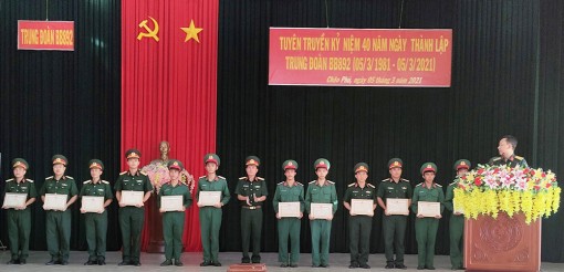 Tuyên truyền kỷ niệm 40 năm ngày Thành lập Trung đoàn Bộ binh 892