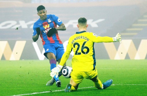 De Gea mất vị trí thủ môn số 1 MU vào tay Henderson