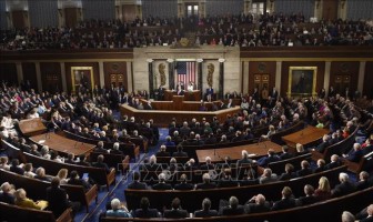 Mỹ: Các nghị sĩ đảng Dân chủ thỏa hiệp trong dự luật 1.900 tỷ USD