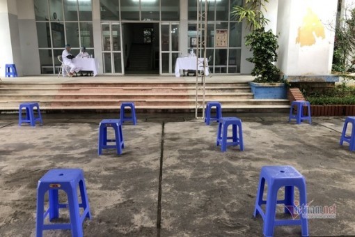 80 người tiêm vắc xin Covid-19 đầu tiên ở Hải Dương