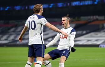 Bale và Kane bừng sáng, Tottenham đại thắng "bốn sao"