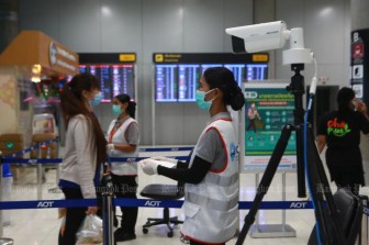 Thái Lan cân nhắc rút ngắn thời gian cách ly với người nhập cảnh
