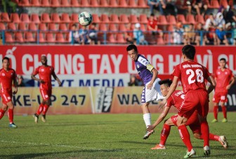 Quang Hải chấn thương, đội đầu bảng V-League than gặp khó