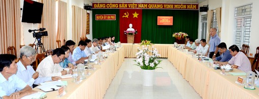 Ban Dân vận Tỉnh ủy An Giang làm việc với Huyện ủy An Phú về công tác dân vận của Đảng
