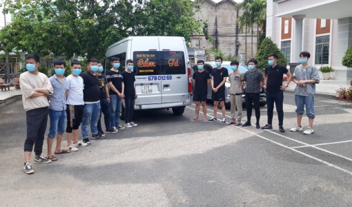 34 người Trung Quốc nhập cảnh trái phép từ Lạng Sơn về An Giang xét nghiệm âm tính lần 1 với SARS - CoV2