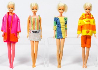 Búp bê Barbie: Biểu tượng thời trang phái đẹp nhiều thập kỷ