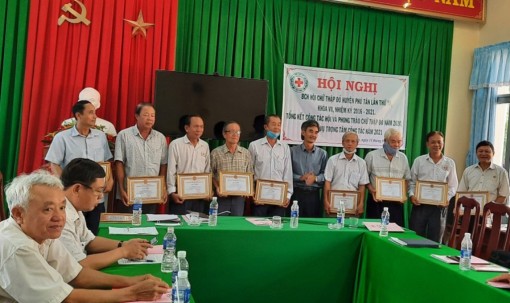 Hội Chữ thập đỏ Phú Tân thực hiện các hoạt động nhân đạo giá trị hơn 14 tỷ đồng