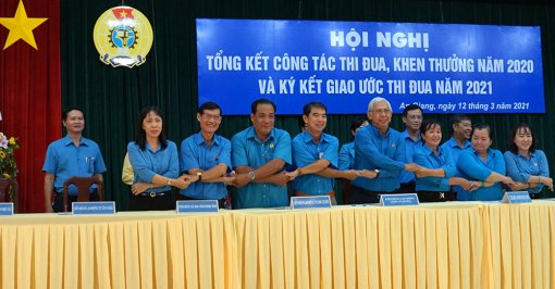 Liên đoàn Lao động An Giang ký kết giao ước thi đua năm 2021