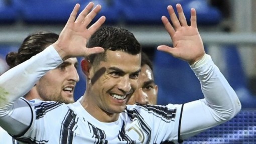 Ronaldo chính thức xô đổ kỷ lục vĩ đại của 'Vua bóng đá' Pele