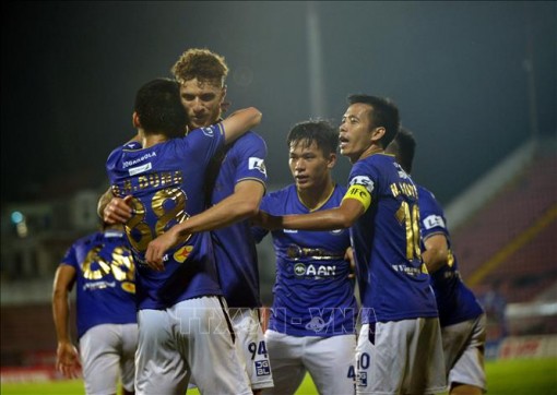 V-League 2021 trở lại ấn tượng