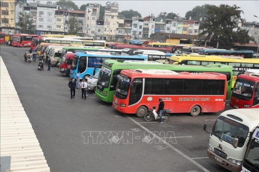 Từ 16-3, Hà Nội bỏ giãn cách trên các phương tiện vận tải liên tỉnh