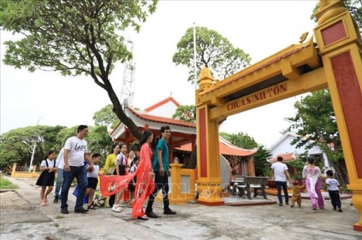 Thu hút nguồn lực xã hội cho phát triển vùng biên giới