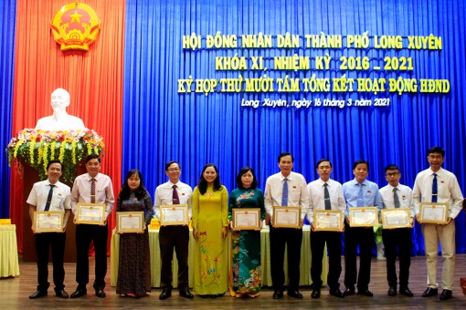 HĐND TP. Long Xuyên tổ chức kỳ họp thứ 18 tổng kết hoạt động HĐND khóa XI (nhiệm kỳ 2016-2021)