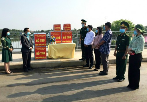 Thành lập 11 tổ kiểm tra công tác tuyên truyền, phát động phong trào “Toàn dân phòng chống dịch” trên địa bàn tỉnh An Giang