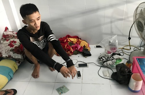 Bắt giữ 2 đối tượng thuê phòng trọ tàng trữ ma túy