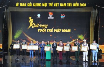 Tuyên dương 10 gương mặt trẻ Việt Nam tiêu biểu năm 2020