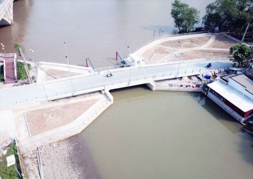 Tập trung hoàn thành Dự án hệ thống thủy lợi Bắc - Nam Bến Tre