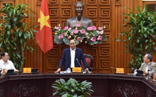 Thủ tướng chủ trì cuộc họp với Ban Chỉ đạo biên soạn và xuất bản Lịch sử Chính phủ Việt Nam