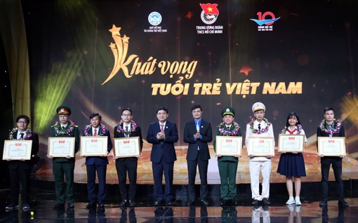 "Lá chắn thép" gần gũi nhân dân