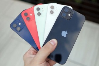 iPhone 12 qua sử dụng ồ ạt về Việt Nam, giá từ 17 triệu đồng