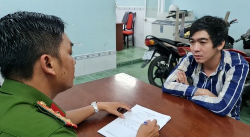 An Giang: Tạm giữ đối tượng xông vào nhà thuốc cướp tài sản