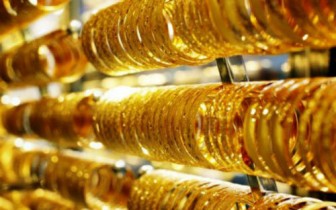 Giá vàng hôm nay 30-3: Tiền qua chứng khoán, vàng đổ dốc mạnh