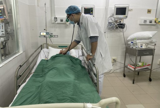 Cần Thơ: Cứu bệnh nhân bị đạn bắn thủng bụng