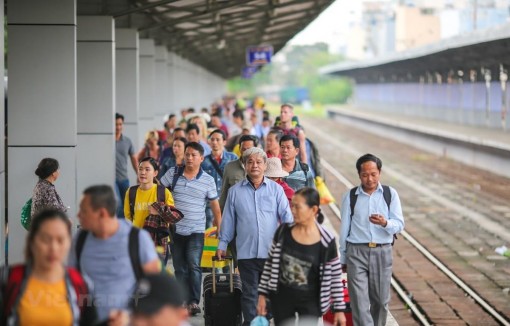 Ngành đường sắt giảm 50% vé tàu để kích cầu đi lại của khách