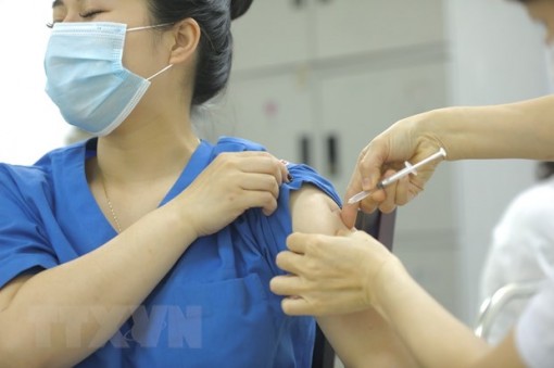 Vaccine phòng COVID-19 sẽ được triển khai tiêm trên quy mô rộng