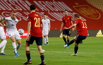 Thủ môn mắc sai lầm, Tây Ban Nha vẫn giành trọn 3 điểm trước Kosovo