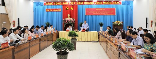 Tiếp tục nâng cao chất lượng hoạt động Trường Chính trị Tôn Đức Thắng
