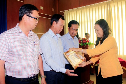 Thành ủy Long Xuyên kiểm điểm tình hình thực hiện nhiệm vụ chính trị quý I