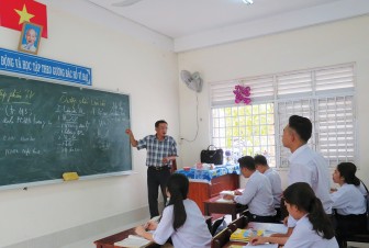Dạy môn Ngữ văn cho học sinh dân tộc thiểu số Khmer