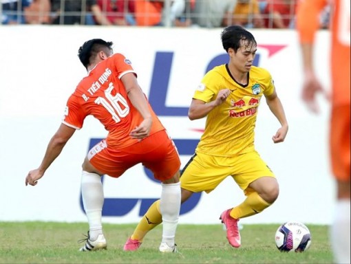 Văn Toàn và Công Phượng tỏa sáng, HAGL giữ vững ngôi đầu bảng V-League