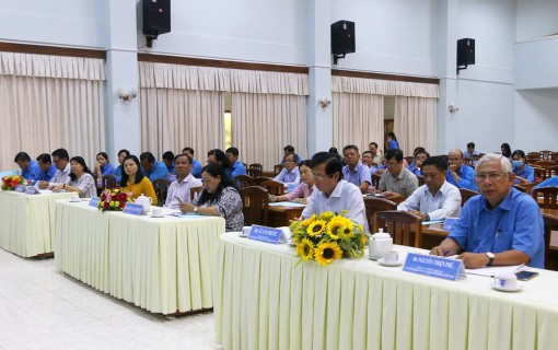 An Giang: Sơ kết thực hiện quy chế phối hợp giữa UBND tỉnh và Liên đoàn Lao động