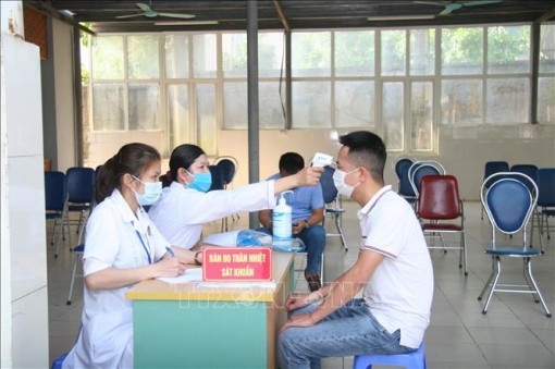 Chiều 22-4, Việt Nam ghi nhận thêm 4 ca mắc mới COVID-19, đều được cách ly khi nhập cảnh
