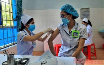 Đắk Lắk triển khai tiêm vaccine phòng chống Covid-19 cho hơn 17.000 người