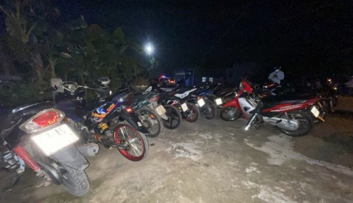 Tiền Giang: Bắt giữ hàng chục đối tượng đua xe trái phép qui mô lớn