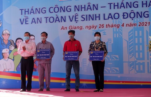 Tháng Công nhân năm 2021: Nhiều chương trình chăm lo thiết thực cho đoàn viên, người lao động An Giang