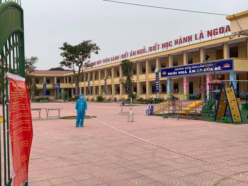 Vì sao phải tạm thời kéo dài cách ly tập trung hơn 14 ngày?