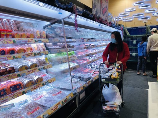 Doanh thu bán lẻ và dịch vụ tháng 4 tăng mạnh so với cùng kỳ 2020