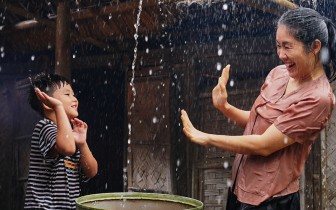 Khúc mưa, bộ phim nhân văn về đề tài hậu chiến