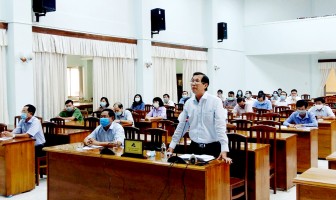 Thủ tướng Chính phủ Phạm Minh Chính chỉ đạo: Nâng cao mức cảnh báo, tái kích hoạt hệ thống phòng, chống dịch bệnh COVID-19