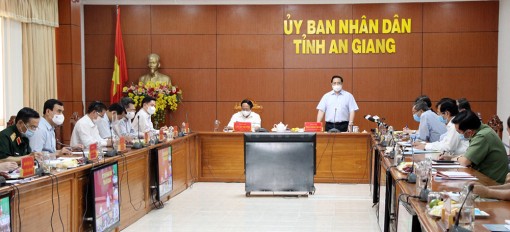 Thủ tướng Chính phủ Phạm Minh Chính họp khẩn với 6 tỉnh biên giới Tây Nam về công tác phòng, chống dịch bệnh COVID-19
